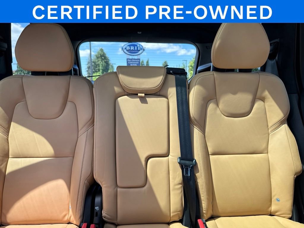 Certified 2024 Volvo XC90 T8 Ultimate w/ Lounge Package AWD/4WD image 19