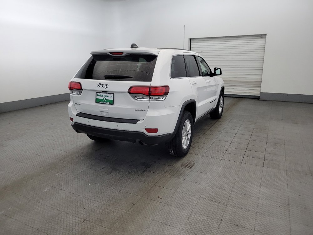 Used 2022 Jeep Grand Cherokee Laredo E AWD/4WD image 9