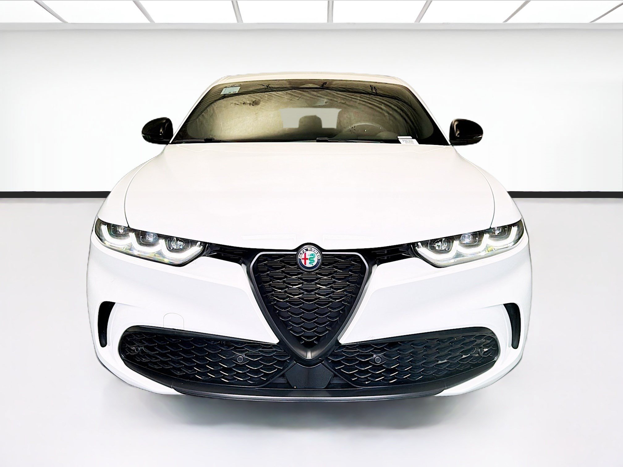 Used 2024 Alfa Romeo Tonale Veloce AWD/4WD image 2
