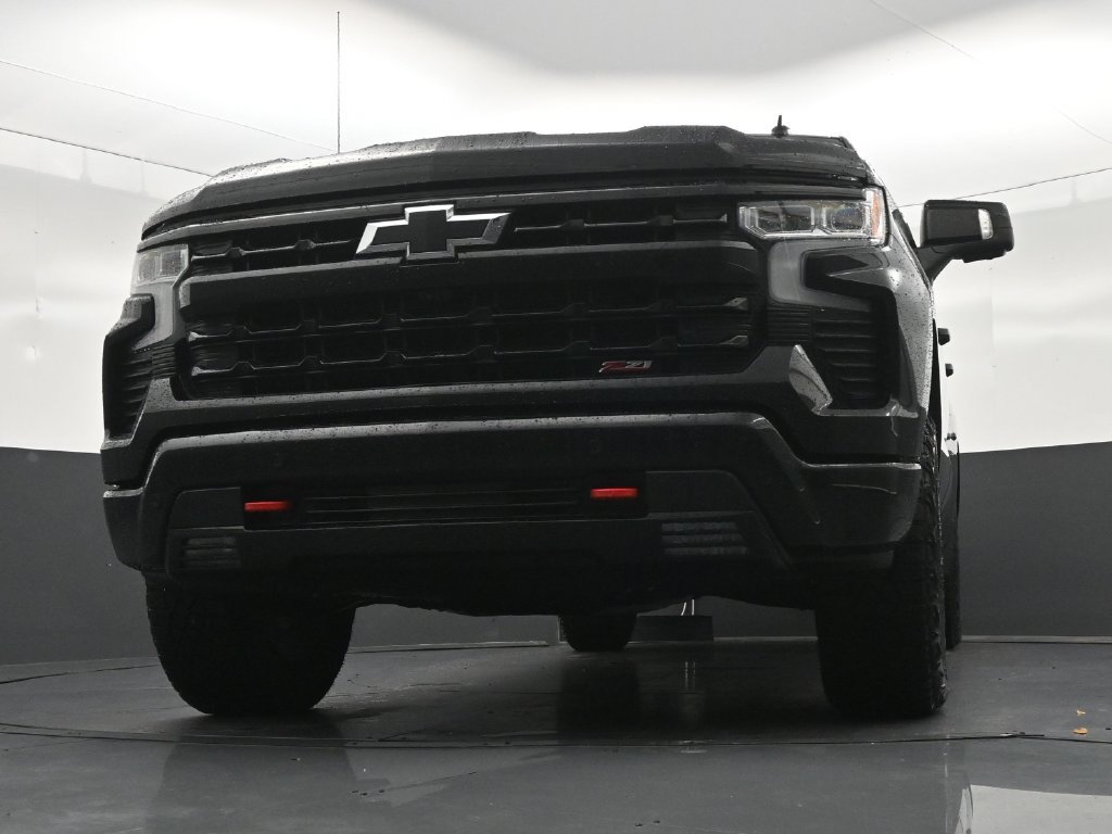 Used 2024 Chevrolet Silverado 1500 LT Trail Boss w/ LT Trail Boss Premium Package AWD/4WD image 27