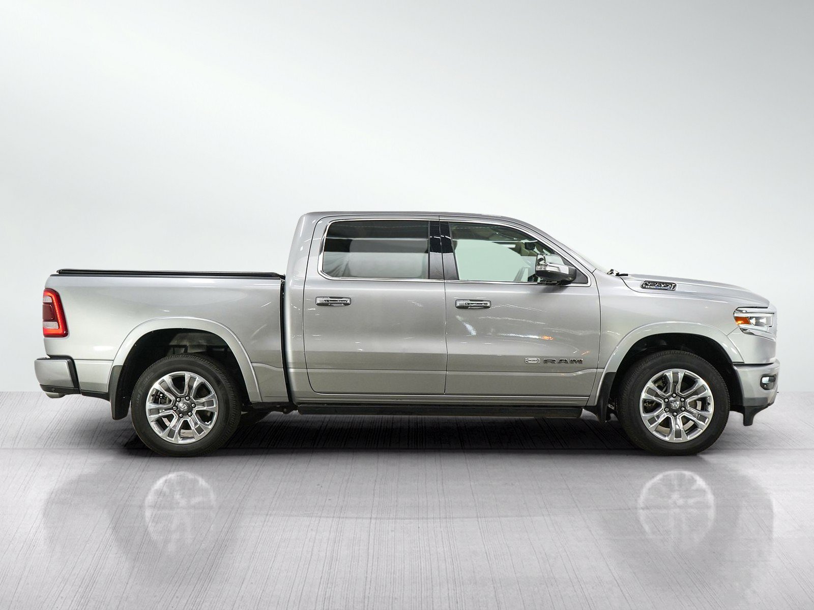 Used 2021 RAM 1500 Limited AWD/4WD image 6