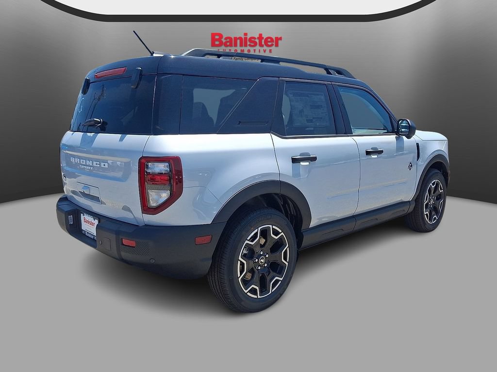 New 2026 Ford Bronco Sport Outer Banks w/ Outer Banks Tech Package+ AWD/4WD image 3