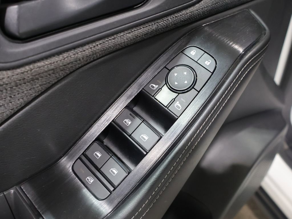 Used 2022 Nissan Rogue S image 14