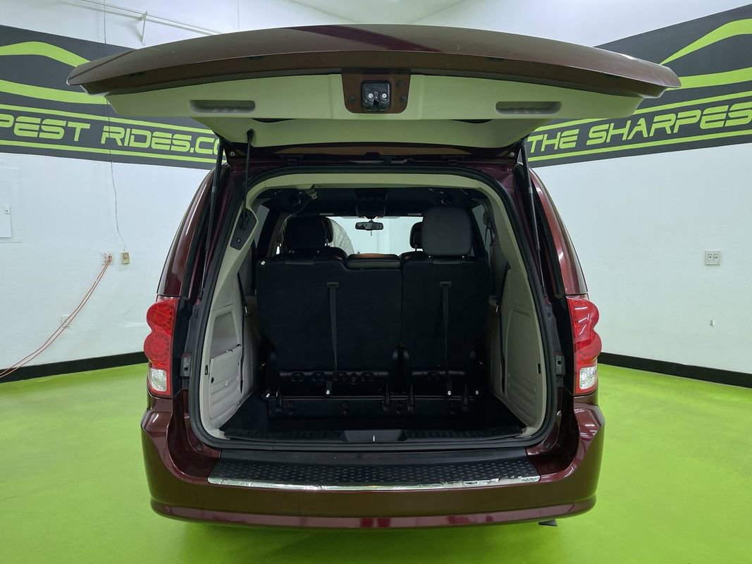 Used 2018 Dodge Grand Caravan SXT image 9