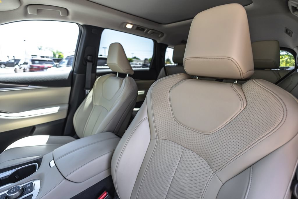 Used 2024 INFINITI QX60 Luxe AWD/4WD image 20