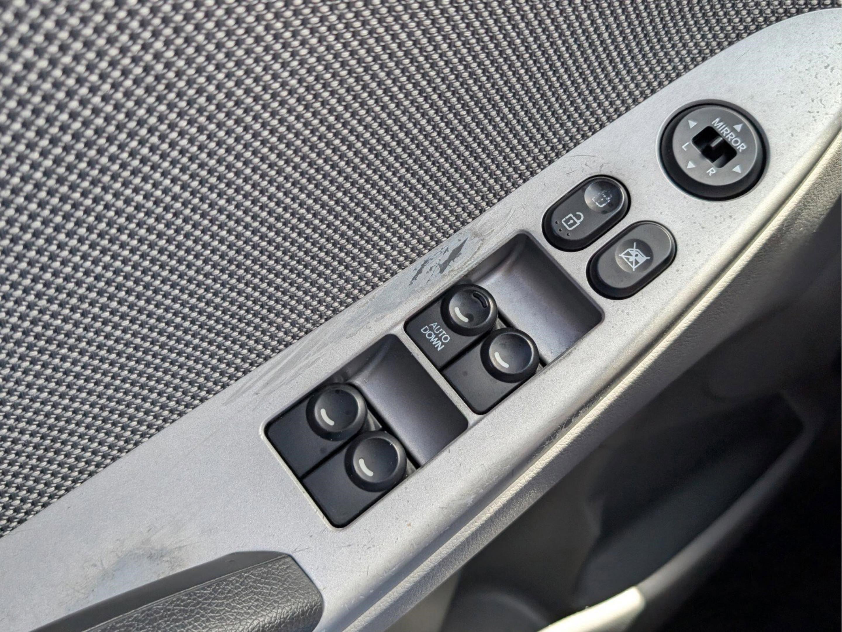 Used 2013 Hyundai Accent GS image 38