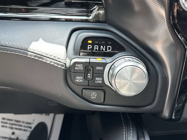 Used 2025 RAM 1500 Limited w/ Body Color Bumper Group AWD/4WD image 28