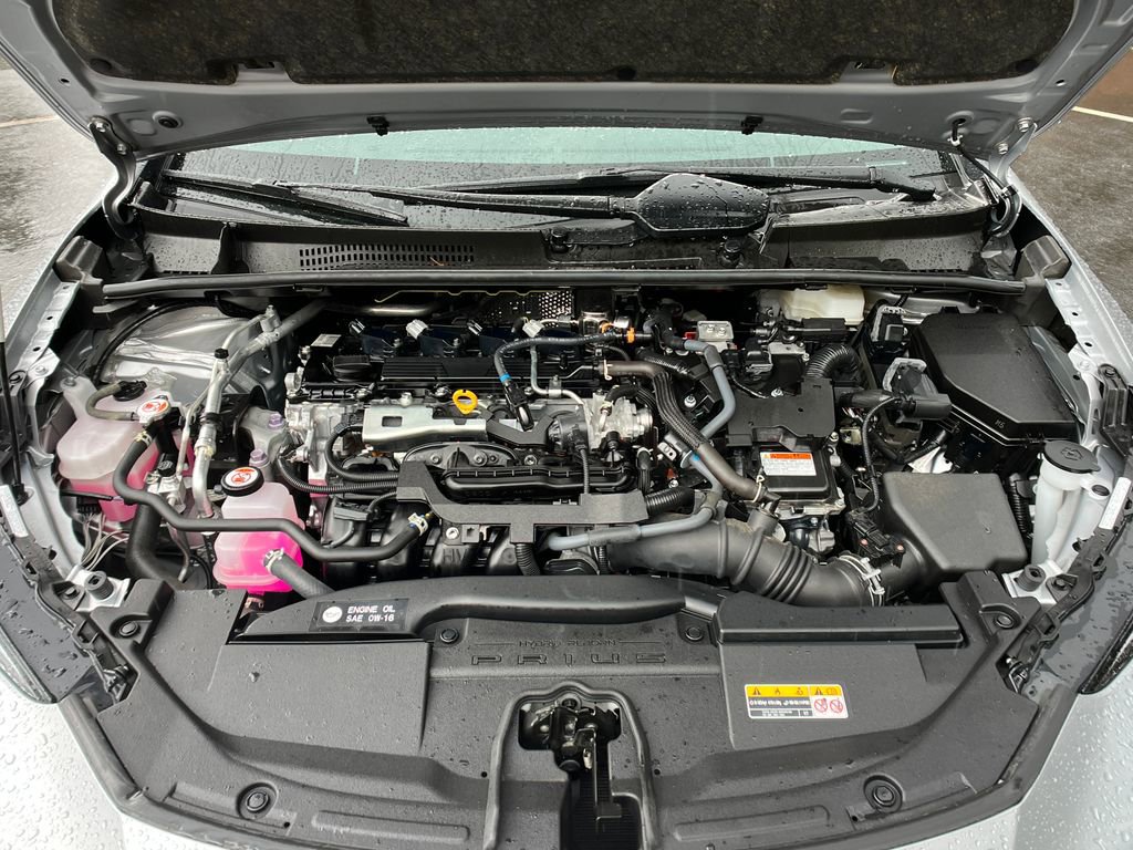 Used 2025 Toyota Prius LE FWD image 22
