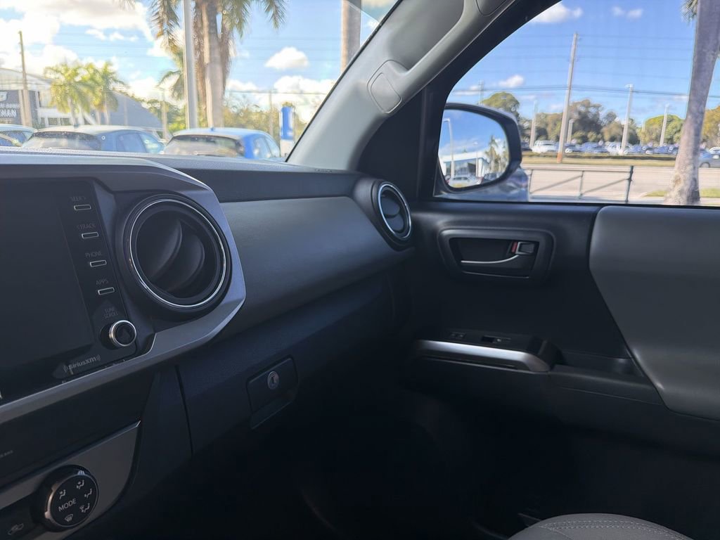 Used 2020 Toyota Tacoma SR5 image 35