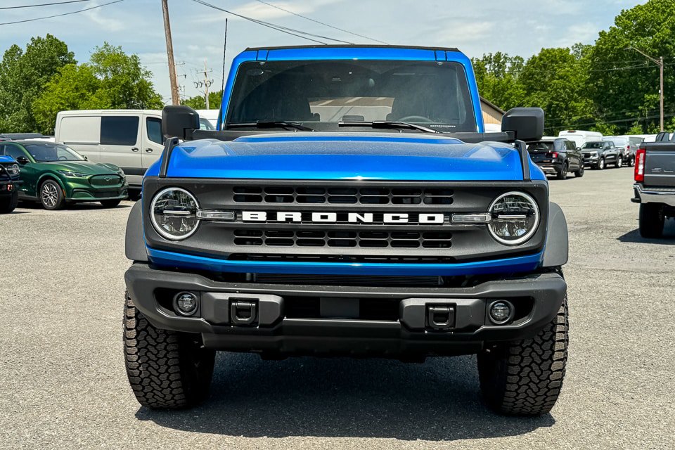 New 2026 Ford Bronco Big Bend w/ Black Diamond Package AWD/4WD image 8