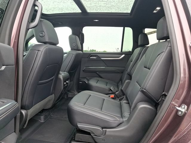New 2026 GMC Acadia Elevation w/ Elevation Premium Package AWD/4WD image 9