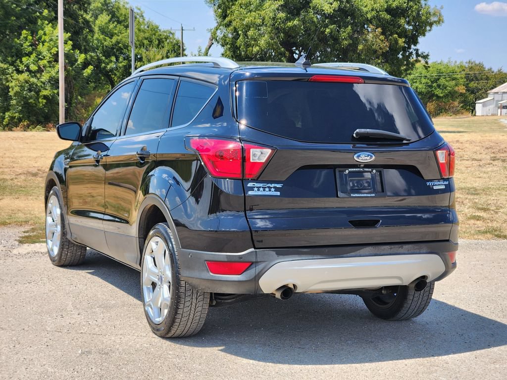 Used 2019 Ford Escape Titanium FWD image 5