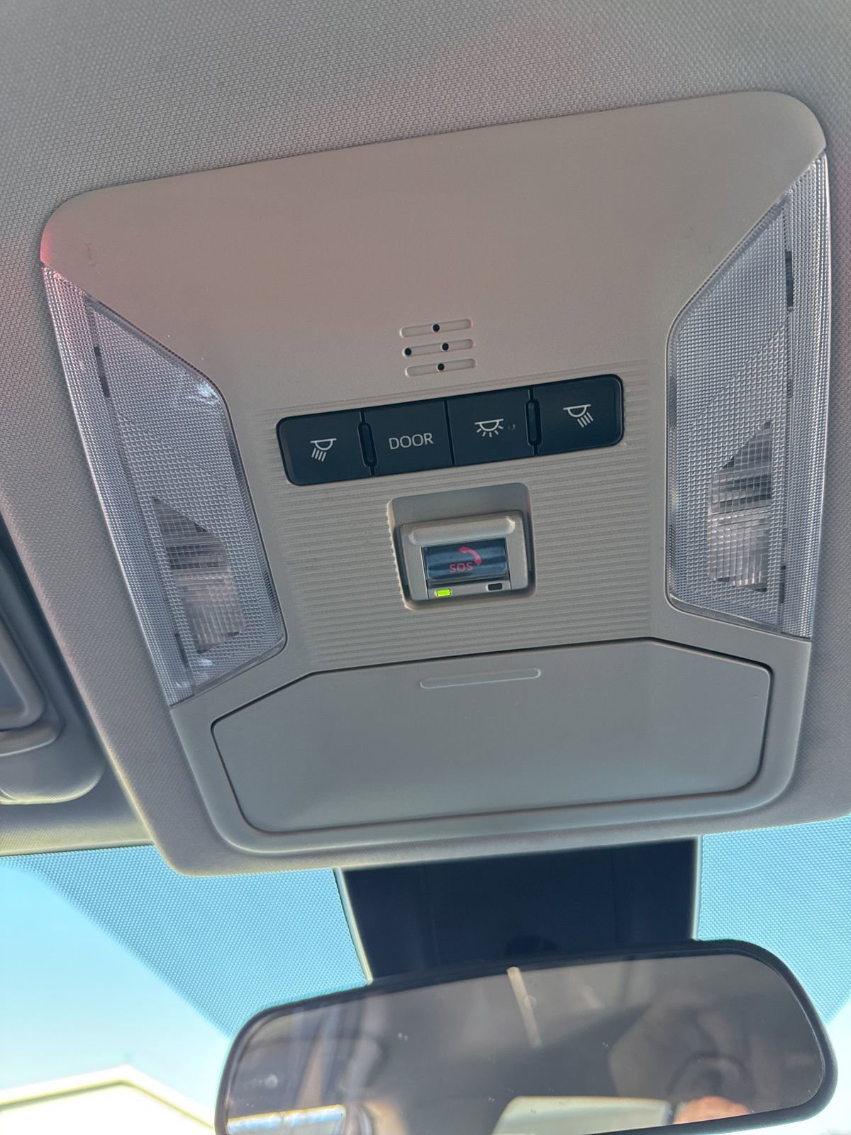 Used 2022 Toyota RAV4 XLE image 12