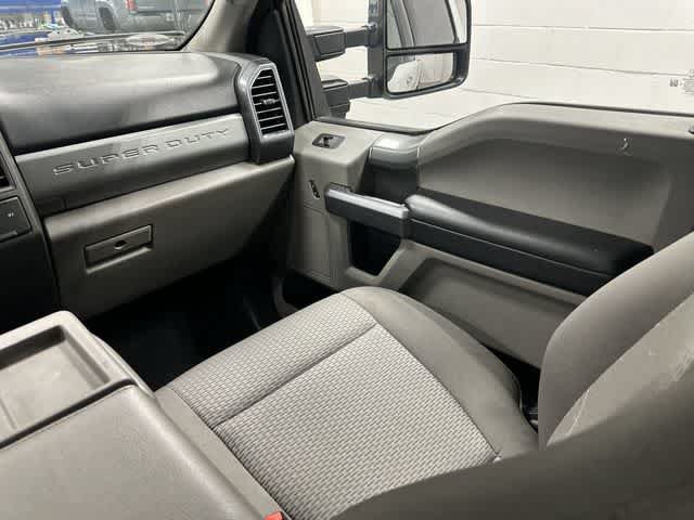 Used 2022 Ford F250 XLT w/ XLT Premium Package AWD/4WD image 13