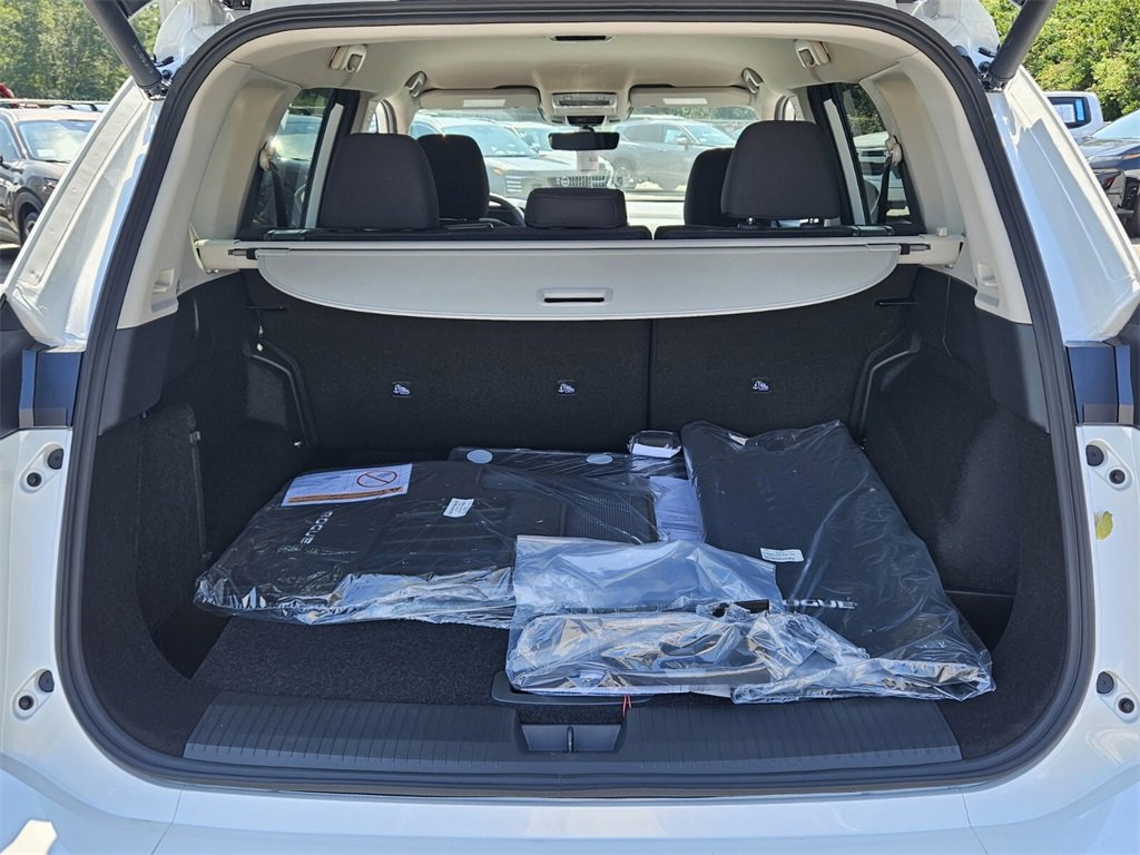 New 2026 Nissan Rogue SV image 10