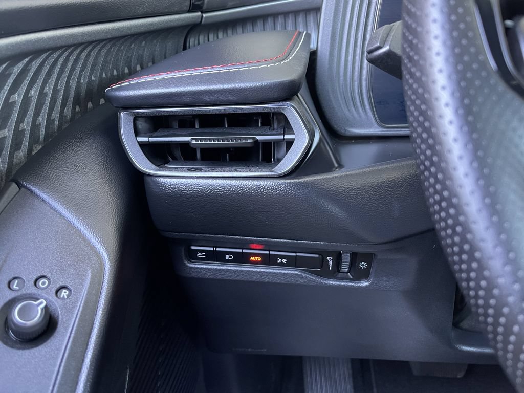 New 2026 Dodge Charger R/T w/ Blacktop Package AWD/4WD image 34