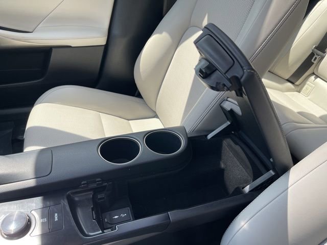 Used 2014 Lexus IS 250 AWD w/ Navigation Package image 27