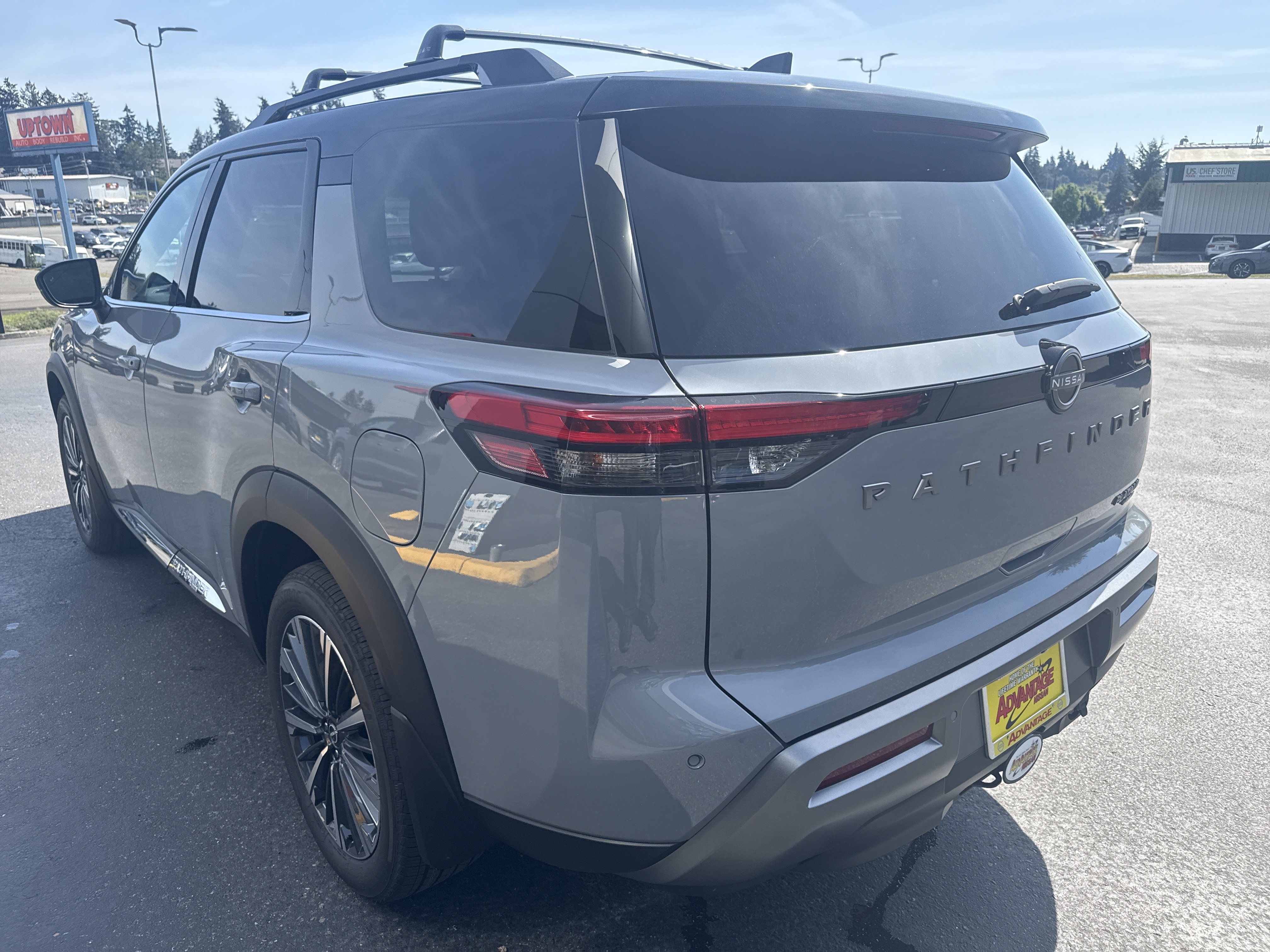 New 2026 Nissan Pathfinder Platinum AWD/4WD image 31