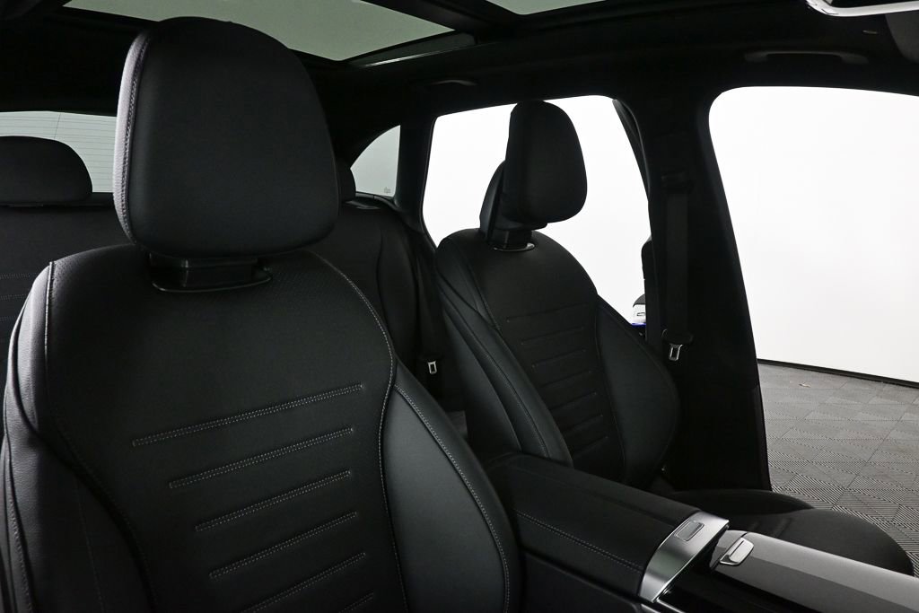 New 2026 Mercedes-Benz GLB 250 image 21