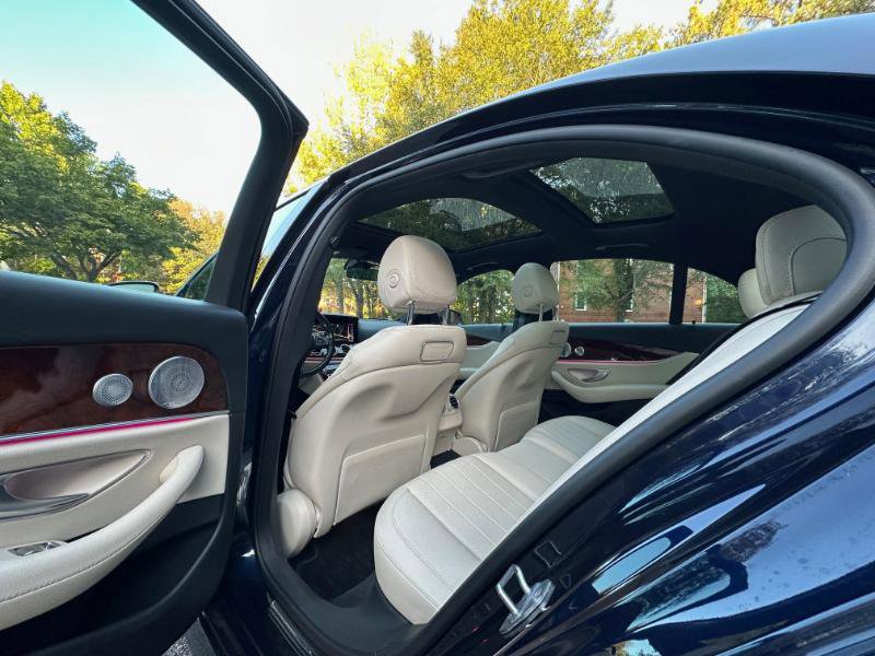 Used 2018 Mercedes-Benz E 300 image 18