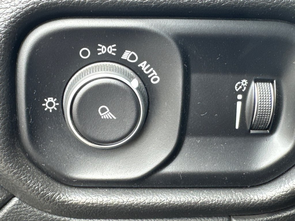 Used 2024 RAM 3500 Tradesman AWD/4WD image 19