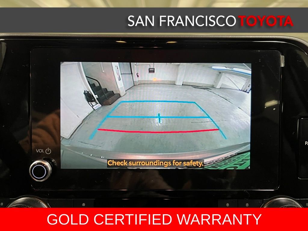 Certified 2025 Toyota Highlander XLE image 32