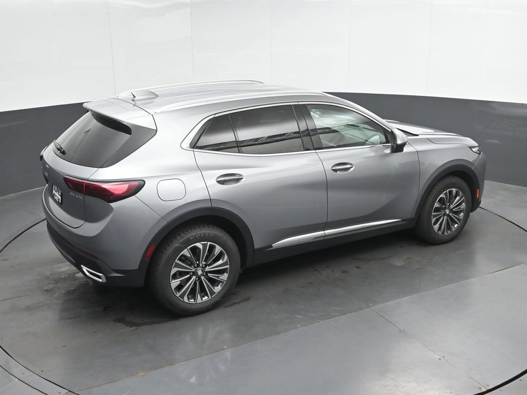 Used 2024 Buick Envision Preferred AWD/4WD image 31