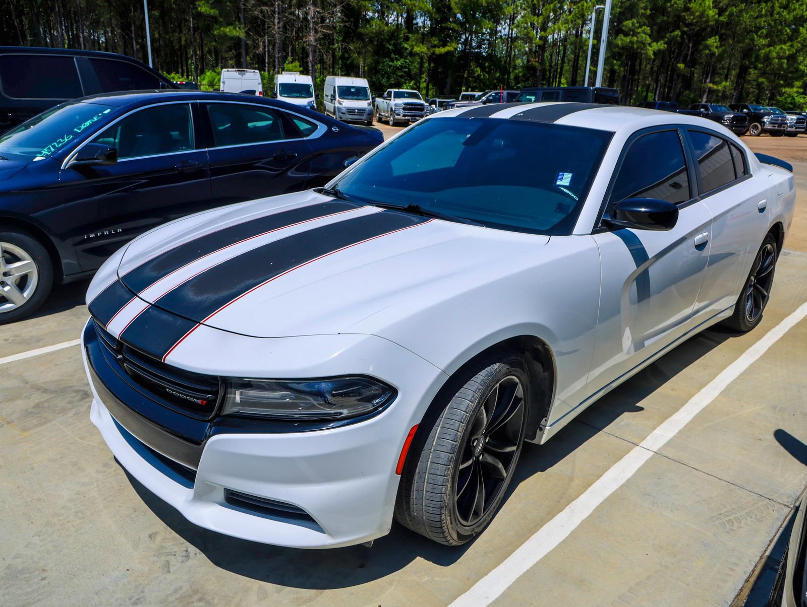 Used 2018 Dodge Charger SXT w/ Blacktop Package RWD video 1
