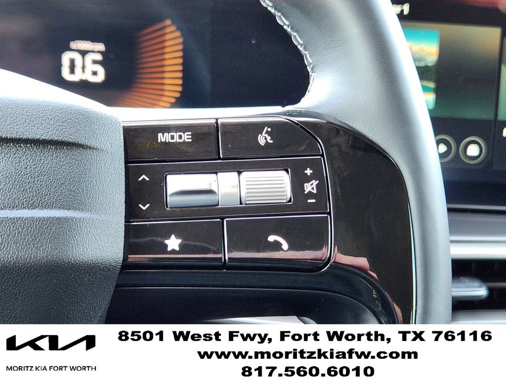 Certified 2026 Kia Sorento LX FWD image 26