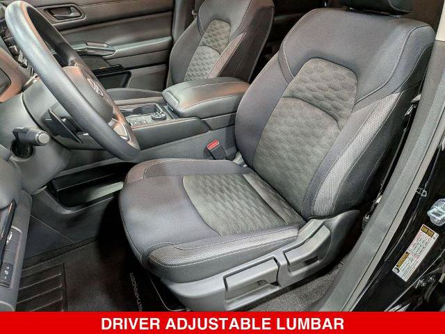 Certified 2024 Nissan Pathfinder S AWD/4WD image 13