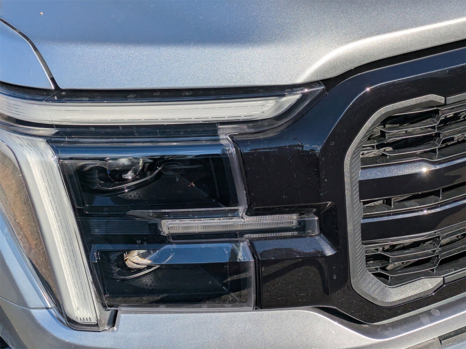 New 2025 Ford F150 Lariat w/ Equipment Group 501A Mid image 9