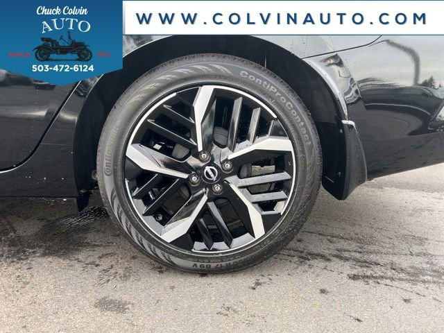 New 2025 Nissan Versa SR w/ Trunk Package image 12