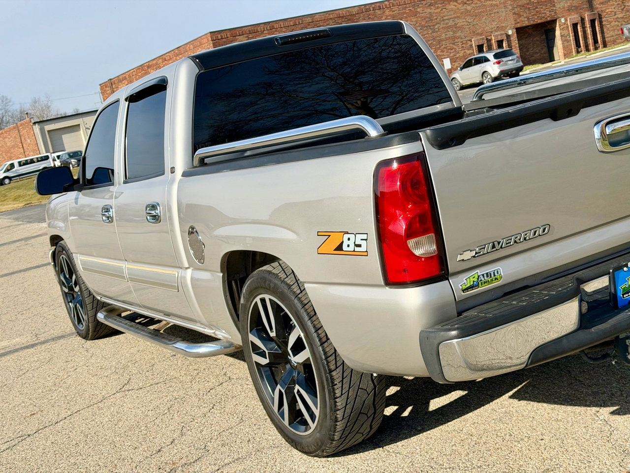 Used 2007 Chevrolet Silverado 1500 LT w/ Crew Cab Value Package image 38