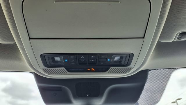 Used 2025 Ford Expedition Active image 25