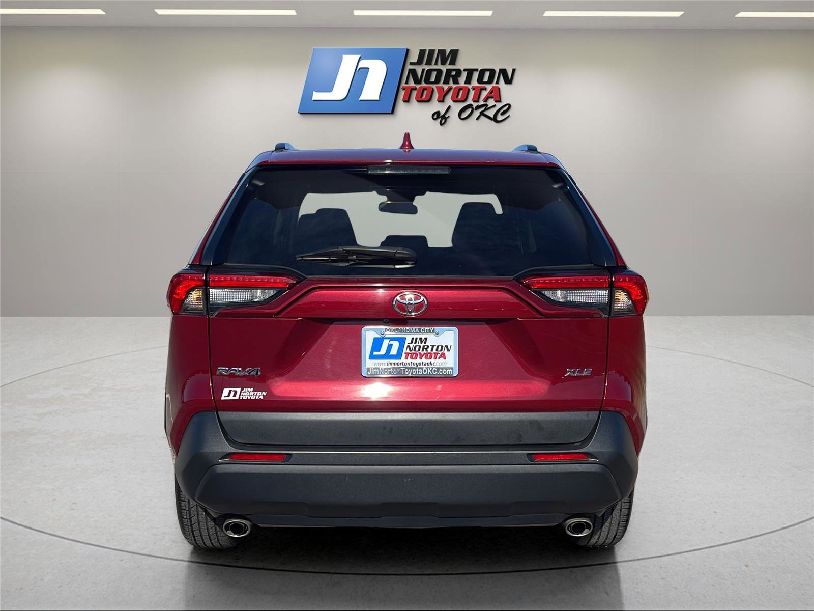 Used 2023 Toyota RAV4 XLE image 6