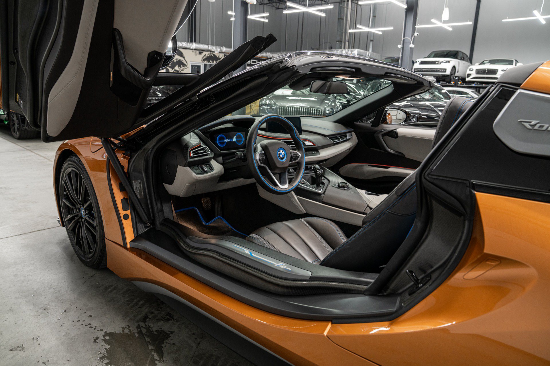 Used 2019 BMW i8 Roadster AWD/4WD image 23