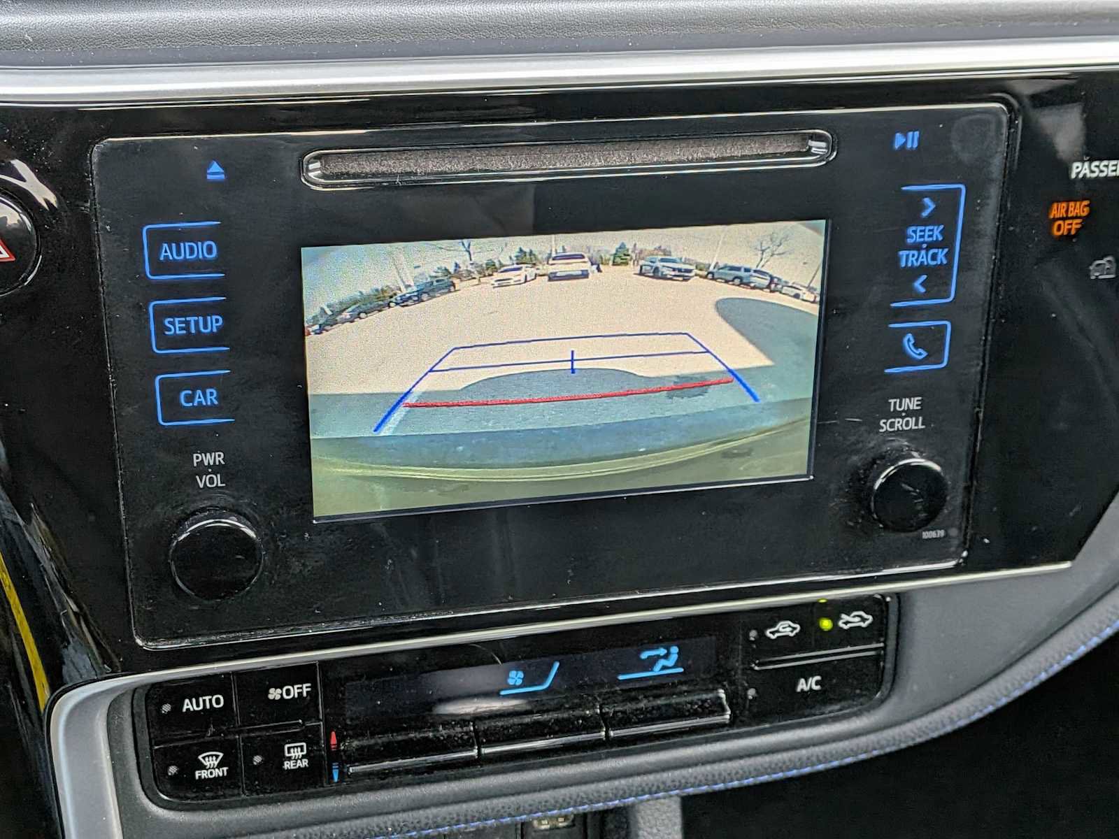 Used 2017 Toyota Corolla SE image 27