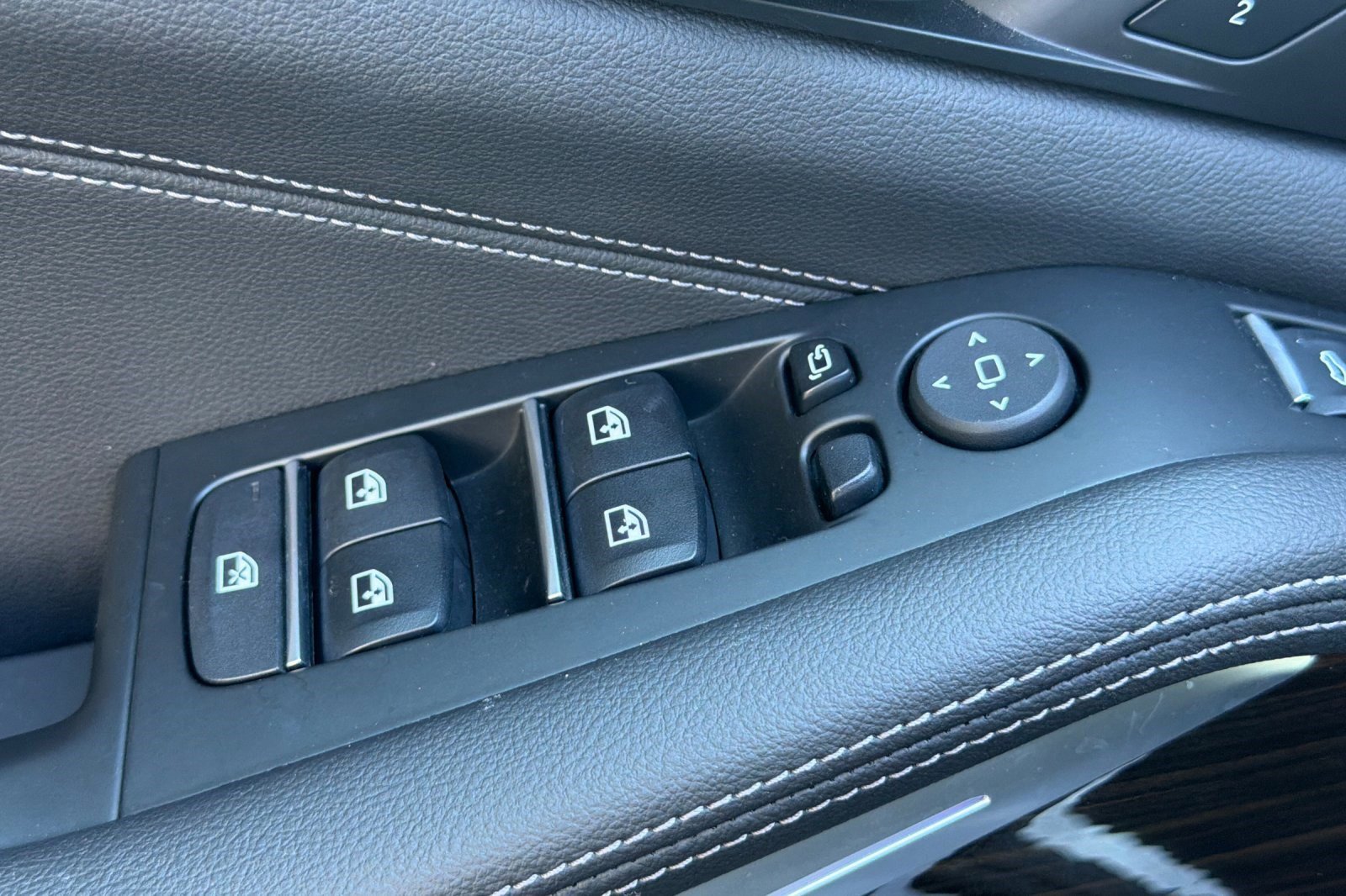 Used 2021 BMW X5 xDrive45e w/ Premium Package 3 image 13