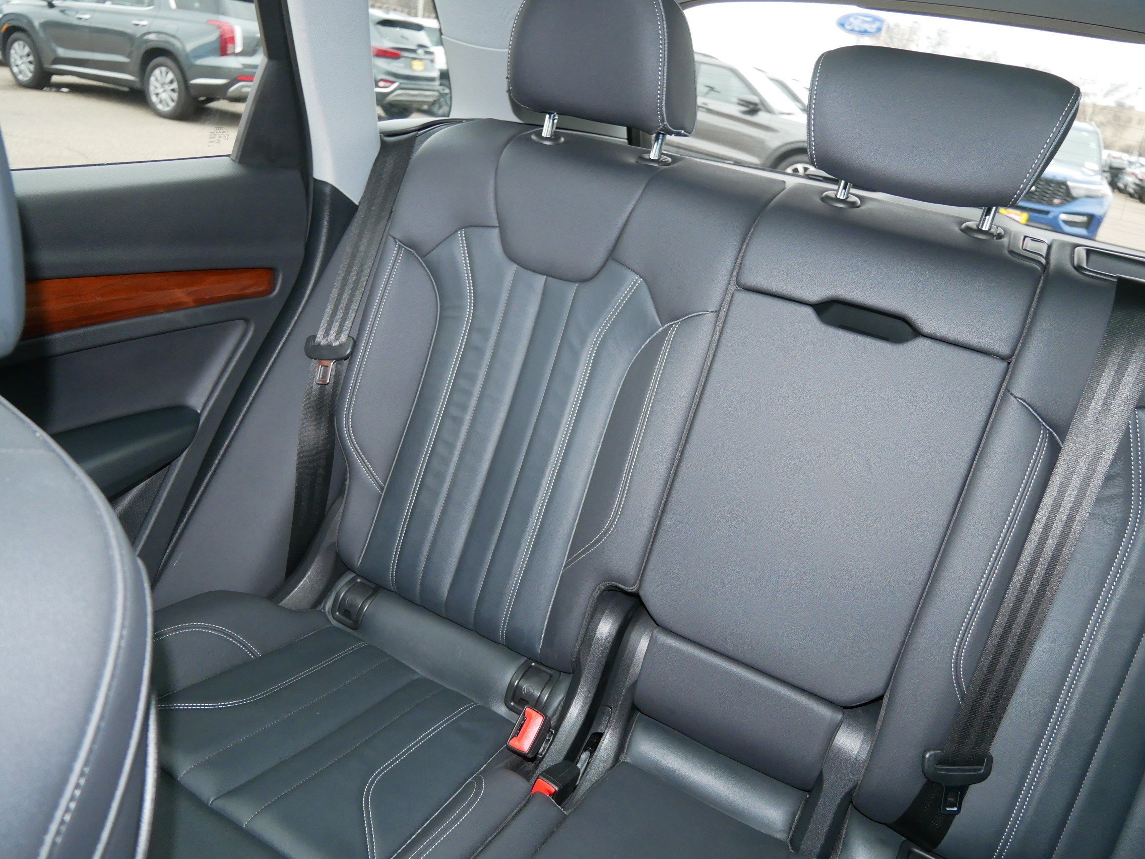Used 2023 Audi Q5 e Premium w/ Convenience Package AWD/4WD image 12
