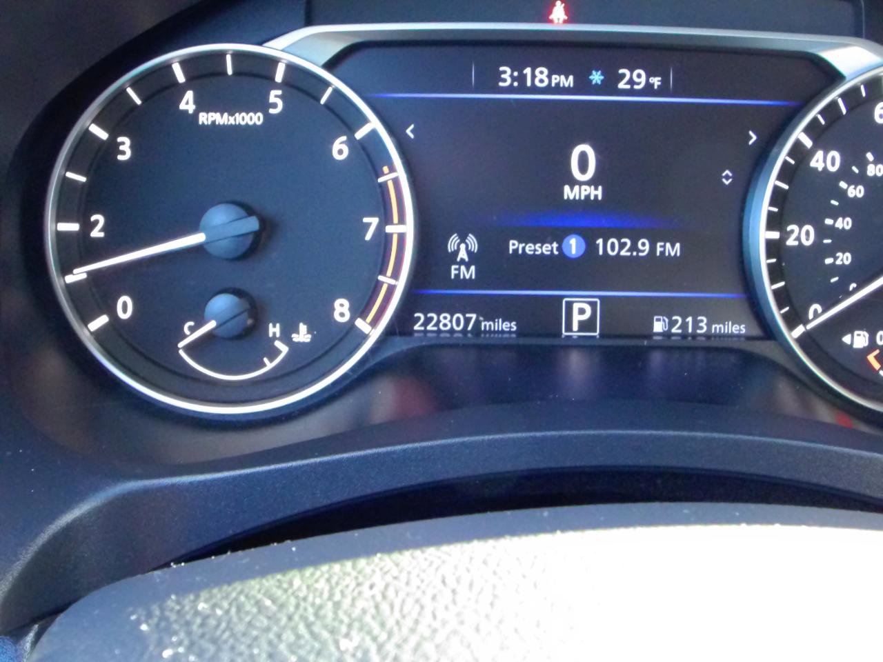 Used 2024 Nissan Altima 2.5 SV image 9