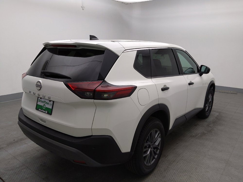 Used 2023 Nissan Rogue S image 9