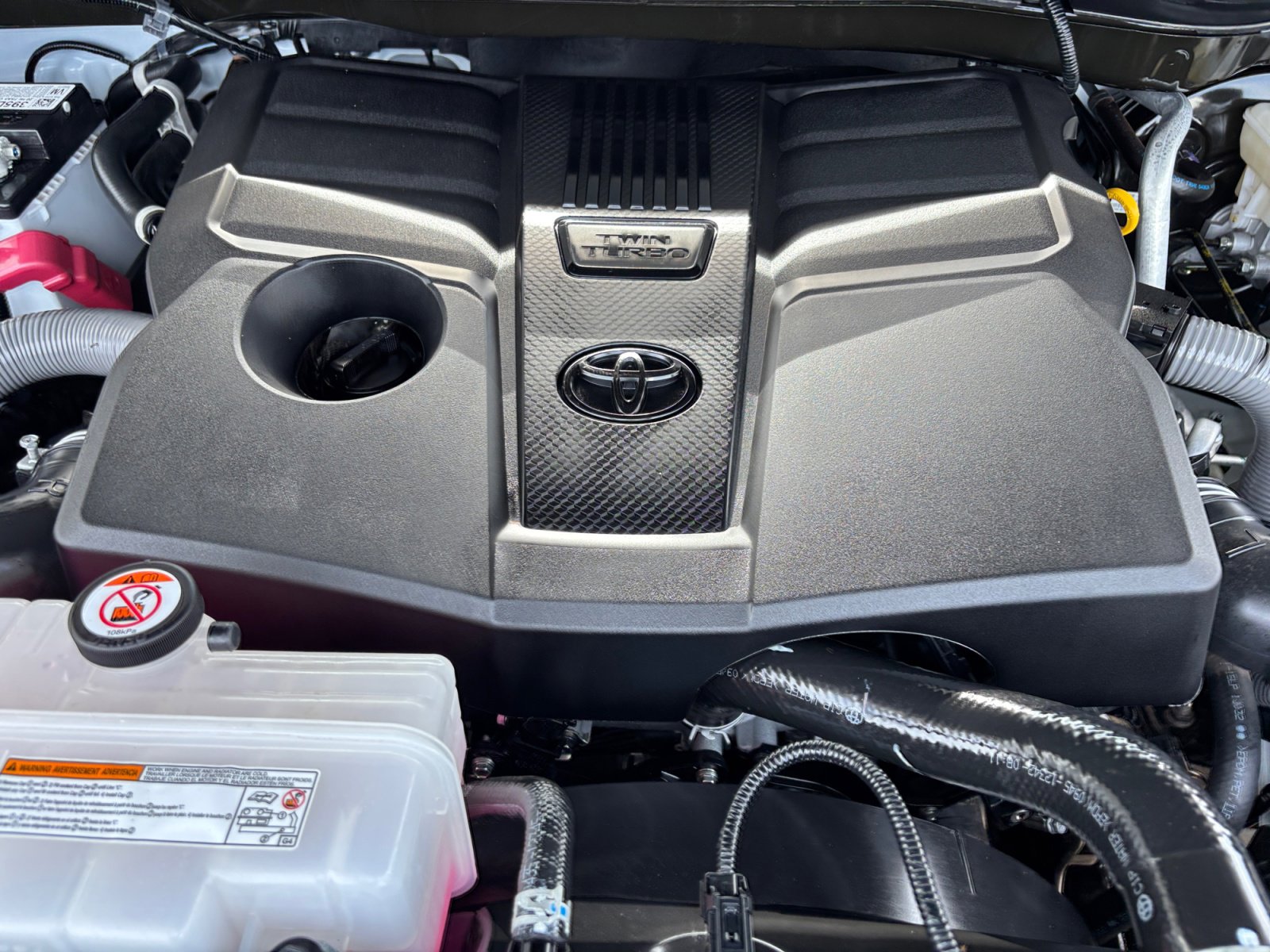 Used 2025 Toyota Tundra Limited w/ TRD Off-Road Package image 21