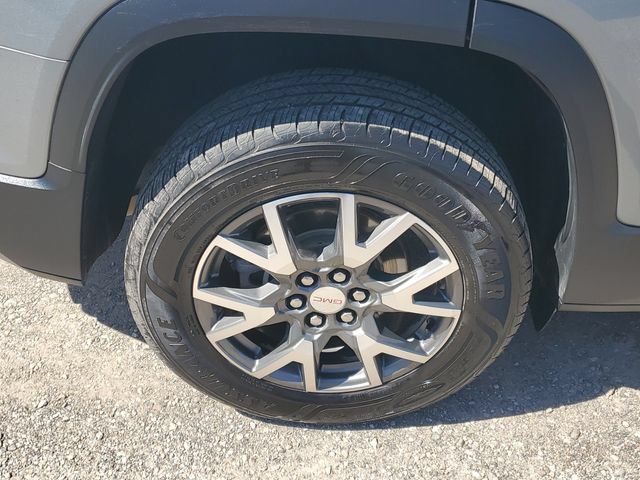 Certified 2023 GMC Acadia SLE w/ Driver Convenience Package AWD/4WD image 5