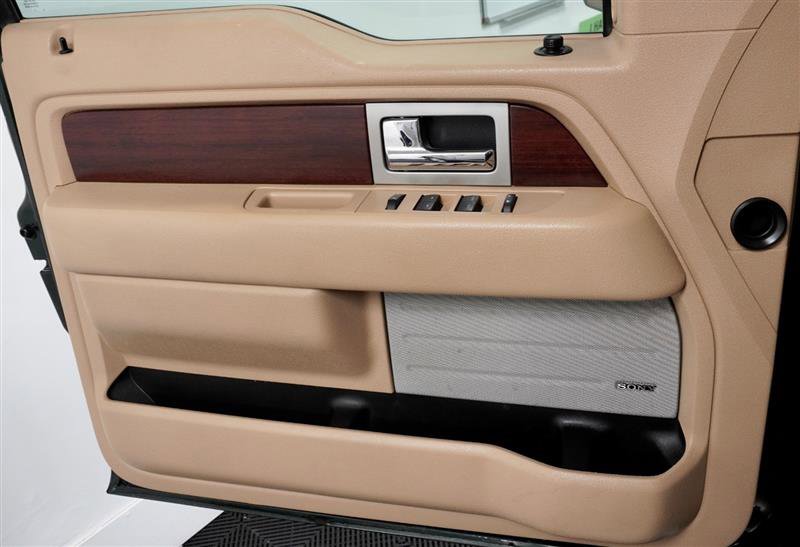 Used 2014 Ford F150 King Ranch w/ King Ranch Luxury Package image 34