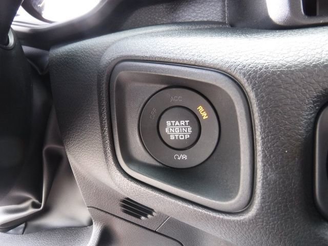 Used 2025 Jeep Wrangler Sport image 19