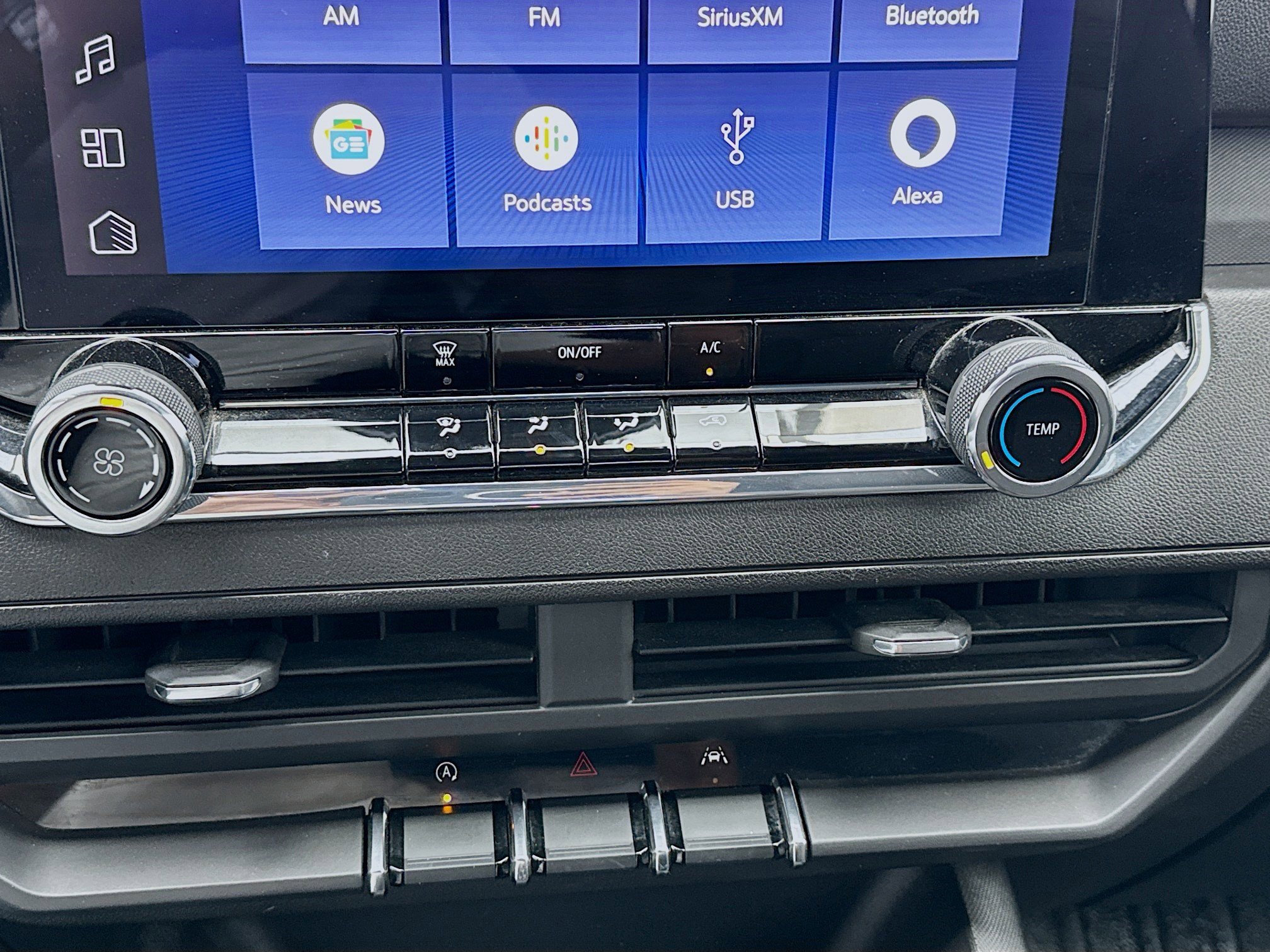 Used 2023 Chevrolet Colorado W/T image 12