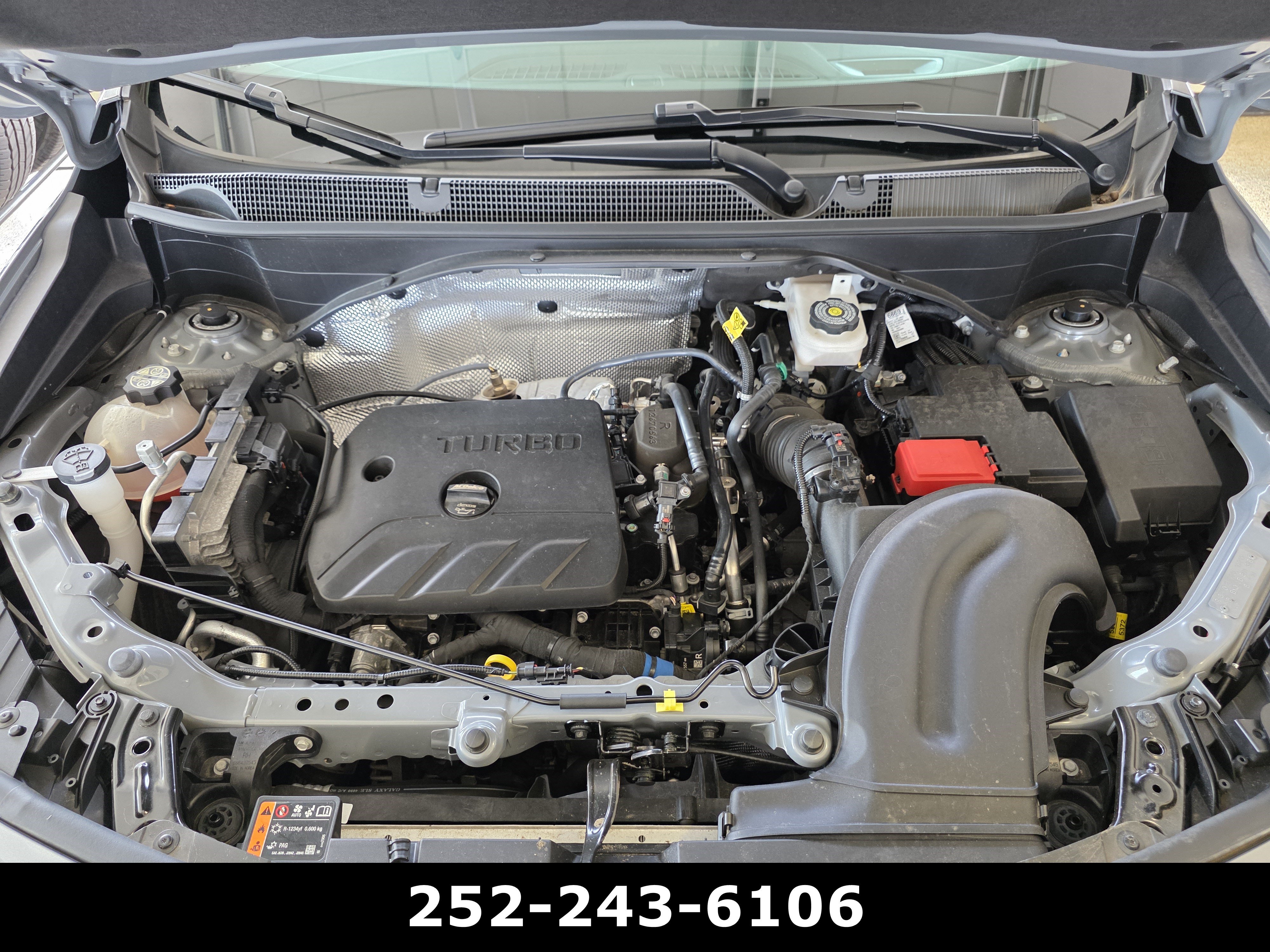 Used 2025 Buick Encore GX Avenir w/ Avenir Technology Package AWD/4WD image 40