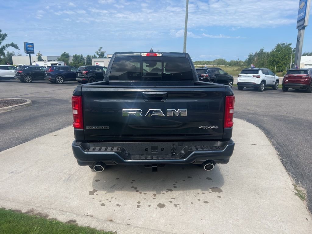 New 2026 RAM 1500 4x4 Crew Cab image 4