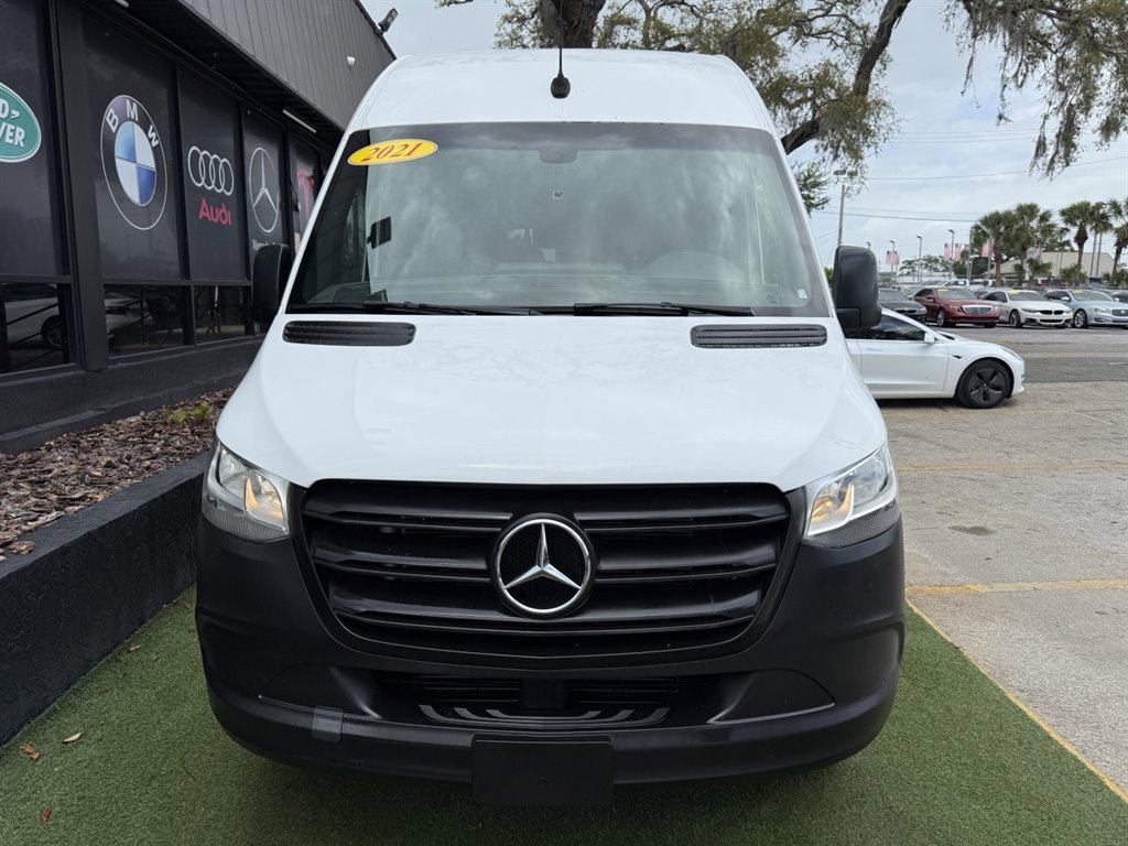 Used 2021 Mercedes-Benz Sprinter 2500 image 2
