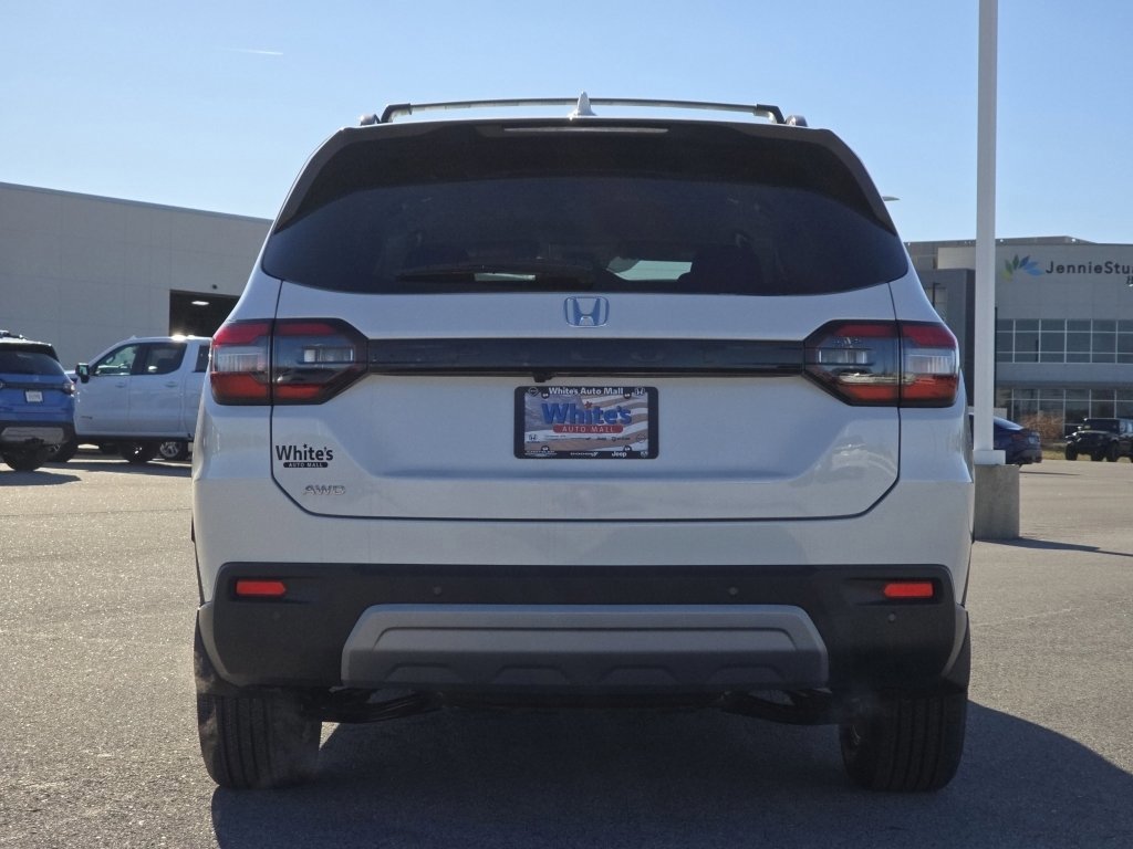 New 2025 Honda Pilot EX-L image 17